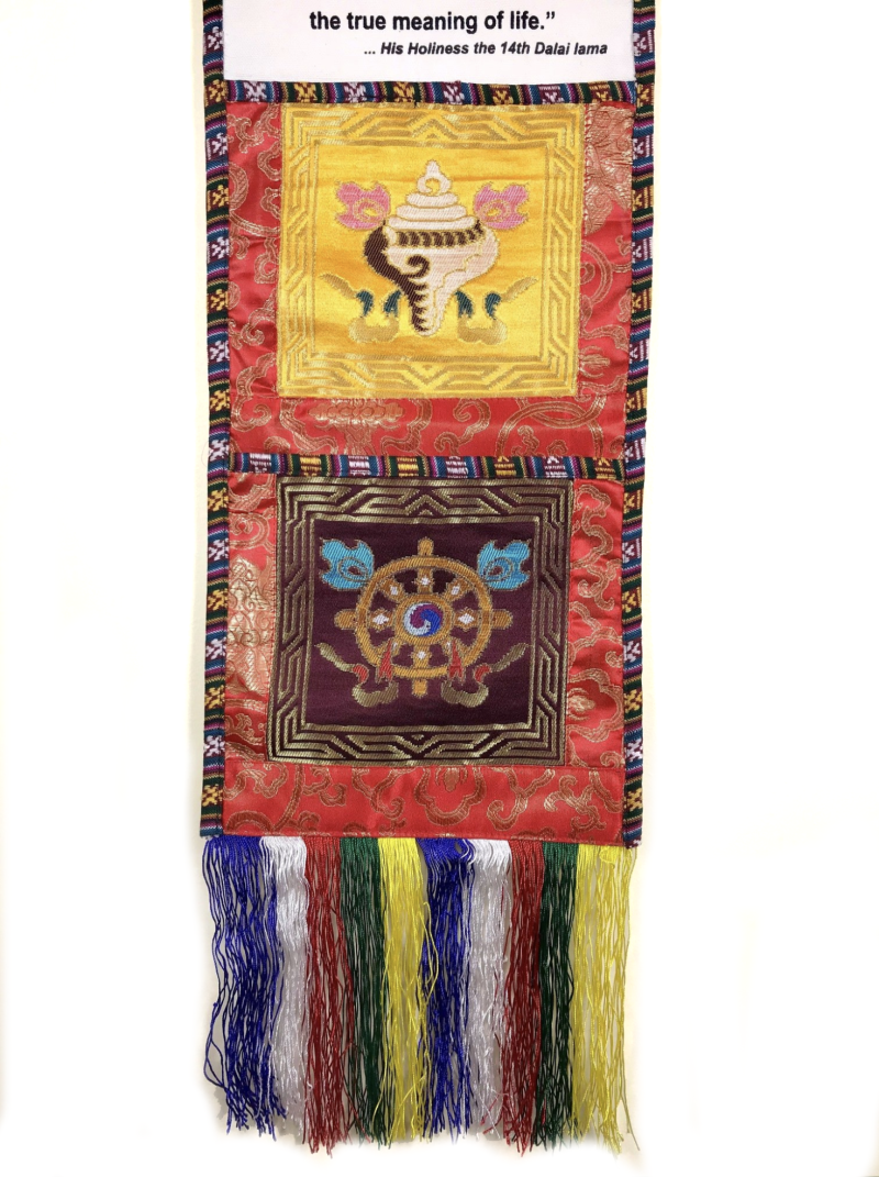 Auspicious Symbol Banner with Pockets - Image 3