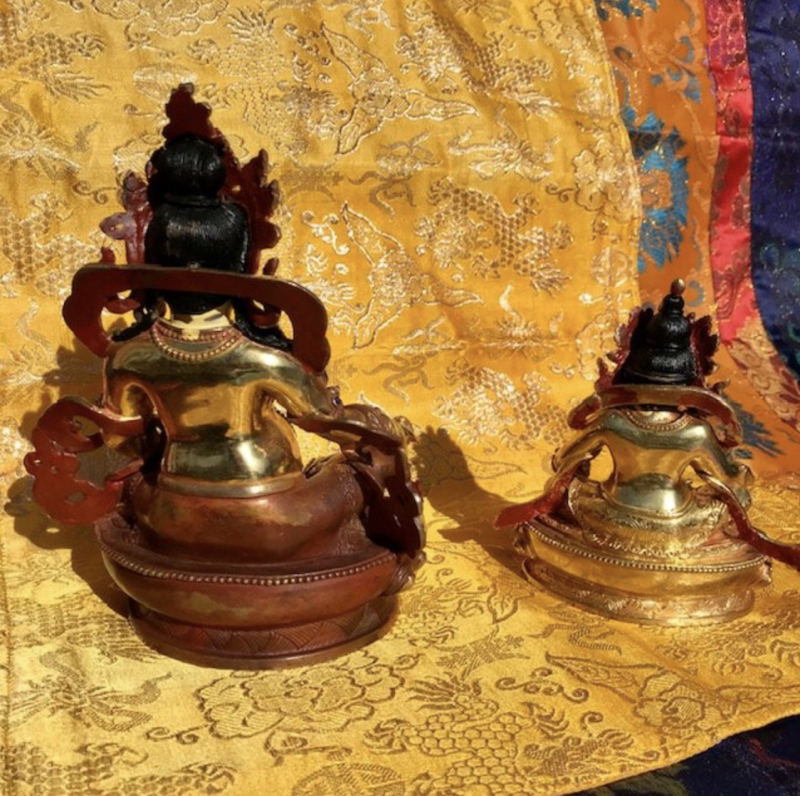 Dzambhala: Deity of Wealth and Prosperity Statue - Image 2