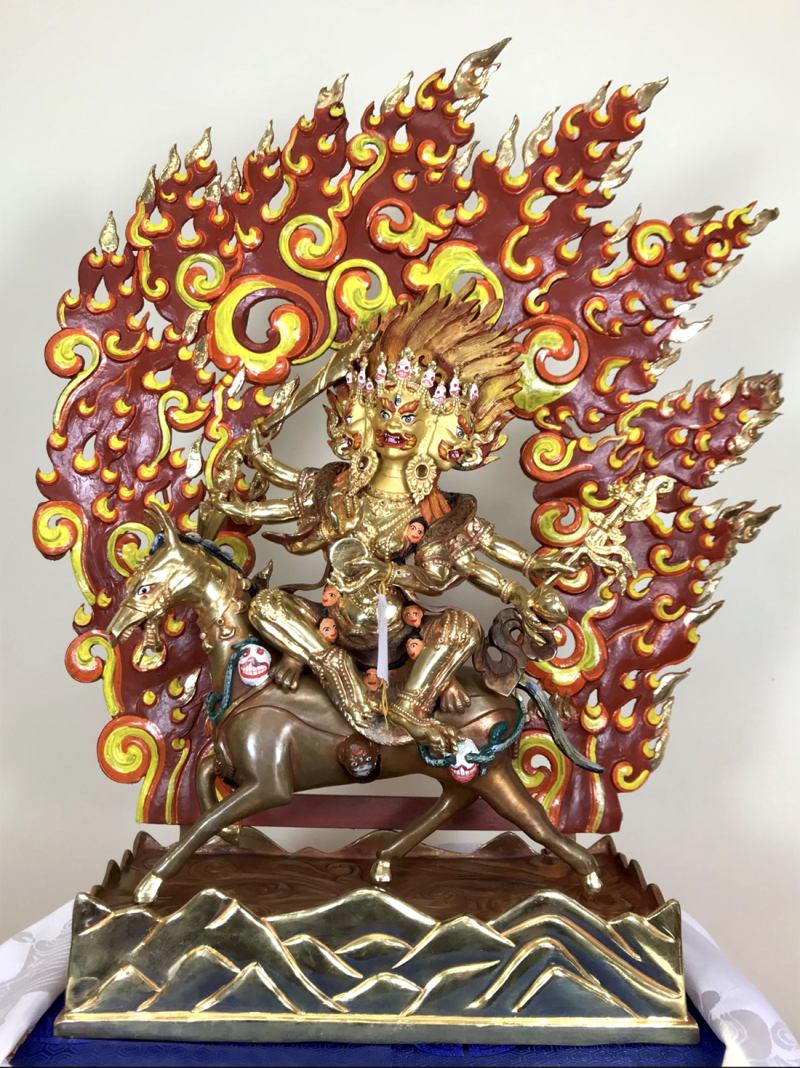 Sipé Gyalmo Statue