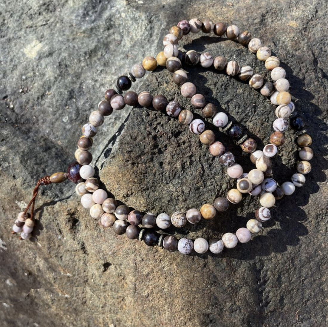 More Items header_Picture Jasper Mala_2 More Items header_Picture Jasper Mala_2