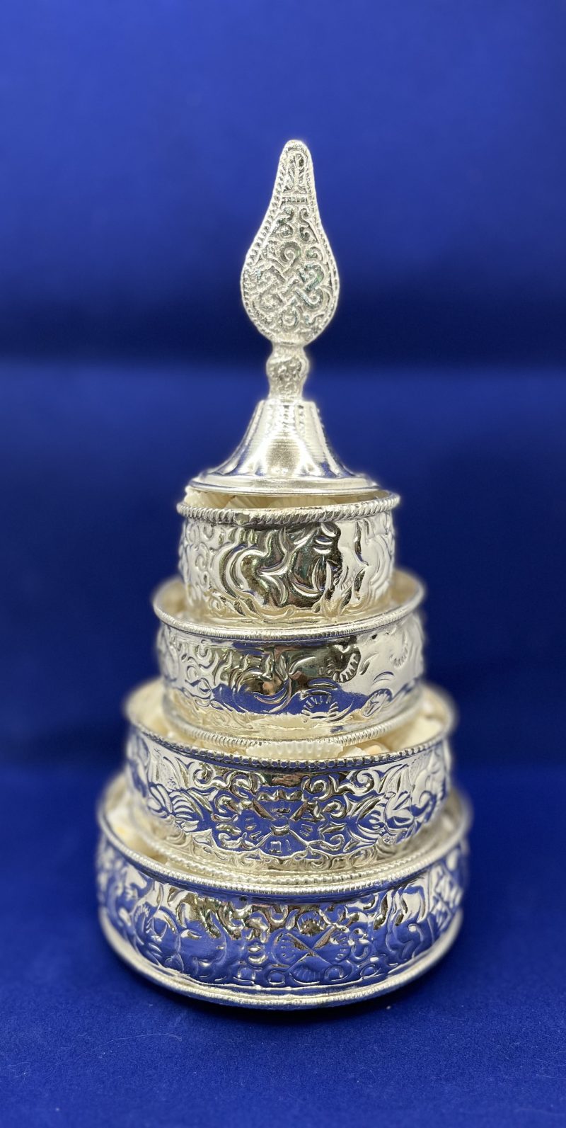 Mandala Offering Set 4" diameter, white metal